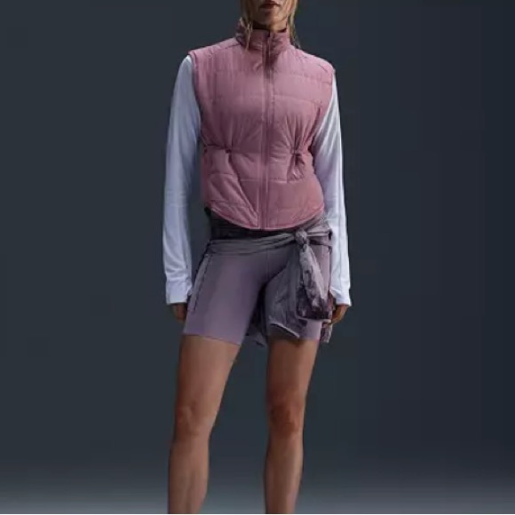 NWT Nike Women's Therma-FIT Swift
Running Vest - Picture 2 of 9